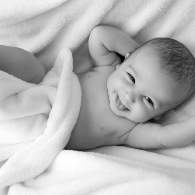 bed, baby, newborn-1839564.jpg